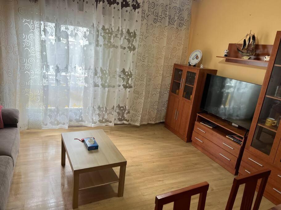Апартаменти Renovado Arenales Побра-до-Караміньяль Екстер'єр фото