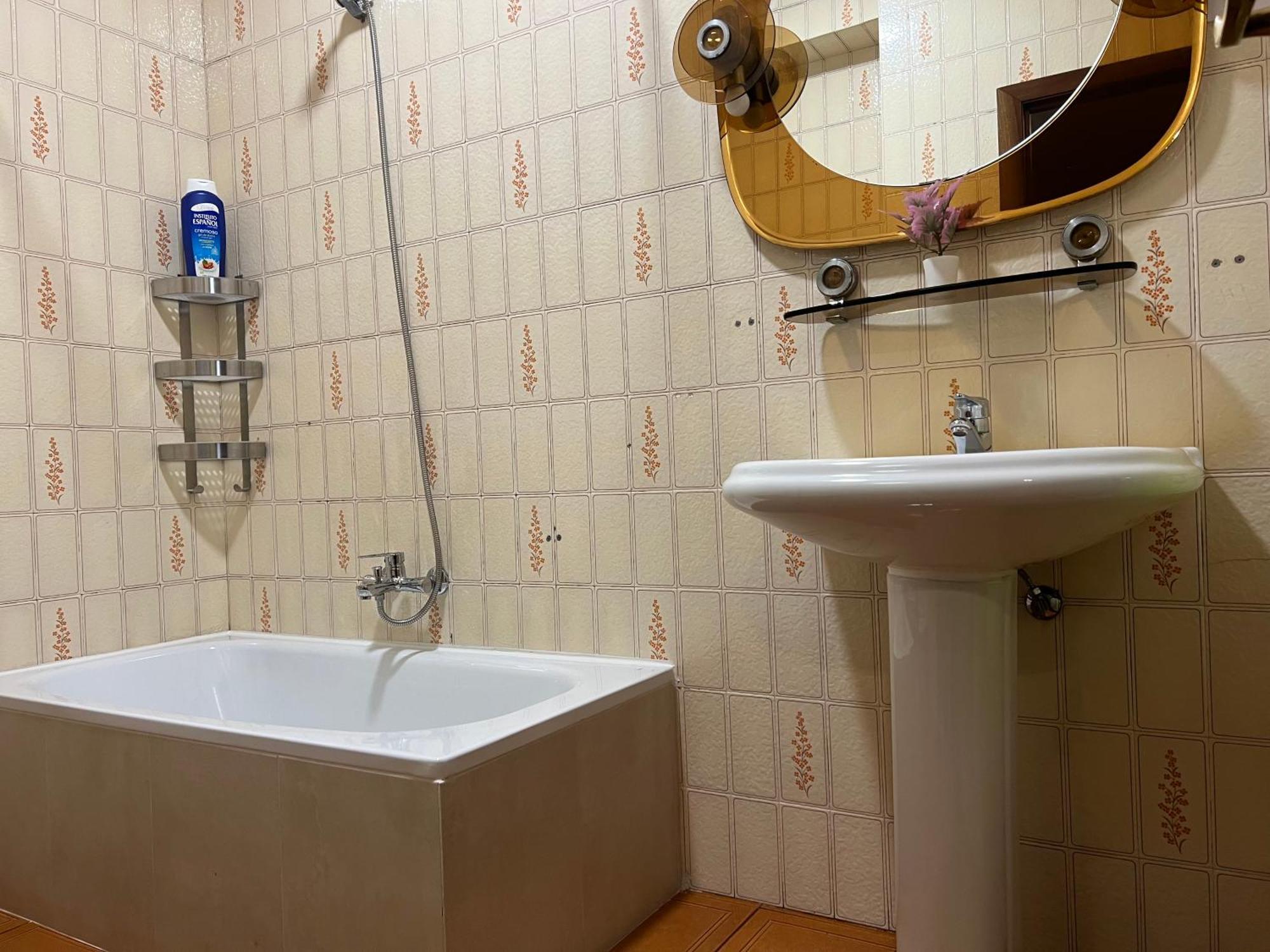 Апартаменти Renovado Arenales Побра-до-Караміньяль Екстер'єр фото